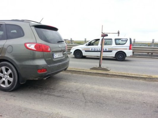 Accident pe Podul de la Agigea: trei maşini şifonate şi o victimă